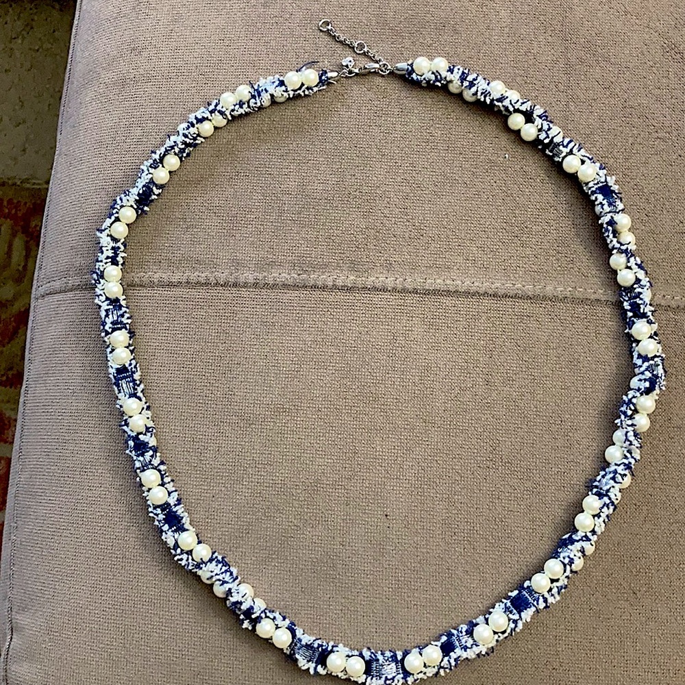 Ann Taylor - Tweed Pearl Neacklace